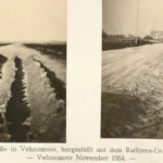 Zwei historische Schwarzweißfotos zeigen die fertiggestellte Moorstraße in Vehnemoor, hergestellt mit dem Rathjens-Untergrundförderer, November 1954.