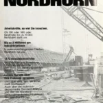 Schwarzweißes Werbeplakat der Stadt Nordhorn mit Baustelle und Kran, das Investoren mit Industrieflächen und Fördermitteln wirbt.