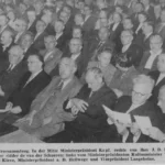 Blick in die Festversammlung des Niedersachsentags 1959 in Nordhorn mit Ministerpräsident Kopf und weiteren Ehrengästen.
