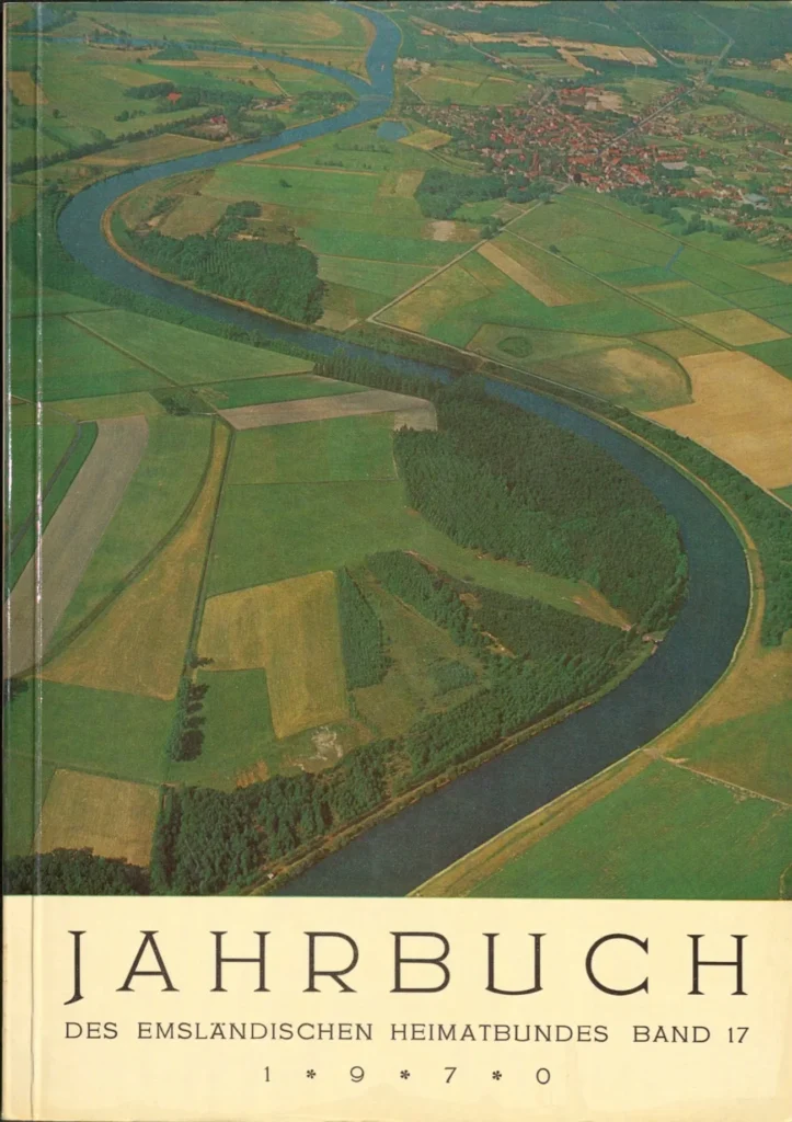 Titelbild des Emsland-Jahrbuchs 1970: Luftaufnahme der mäandrierenden Ems mit Feldern und einer Stadt im Hintergrund.